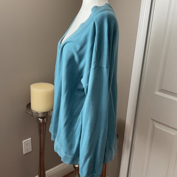 GAP sweatshirt - Picture 2 of 4